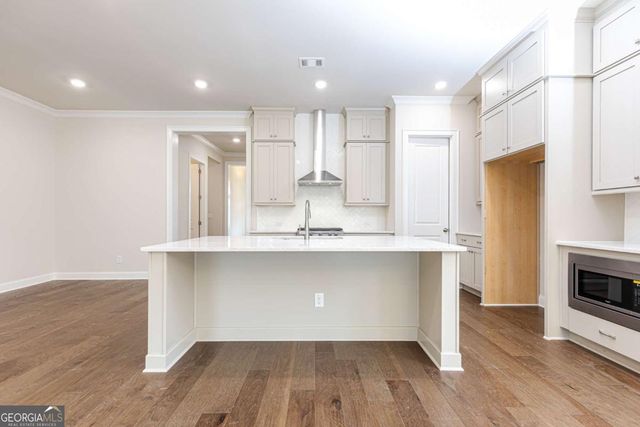 879 Eastman Court, Hoschton, GA 30548