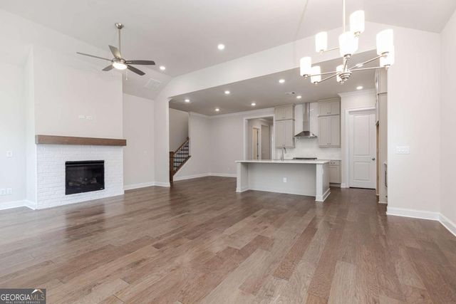 879 Eastman Court, Hoschton, GA 30548