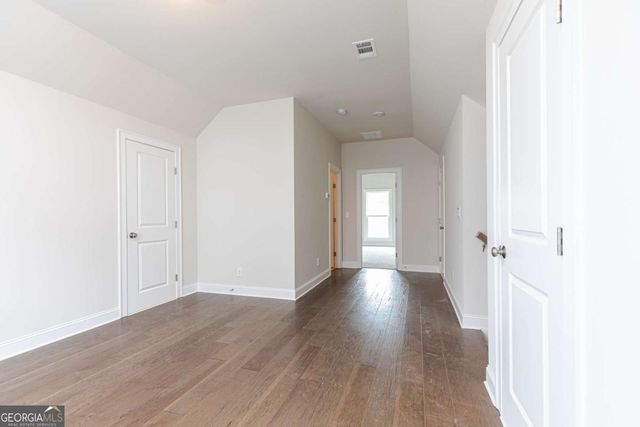 879 Eastman Court, Hoschton, GA 30548