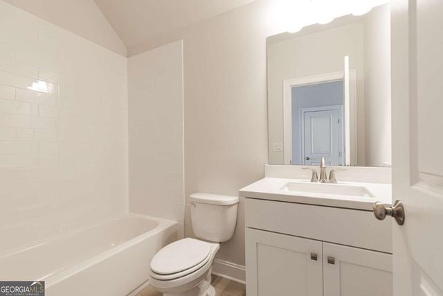 879 Eastman Court, Hoschton, GA 30548