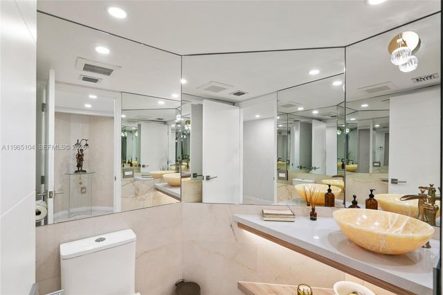 5757 Collins Ave 1006, Miami Beach, FL 33140