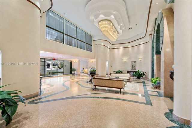 5757 Collins Ave 1006, Miami Beach, FL 33140