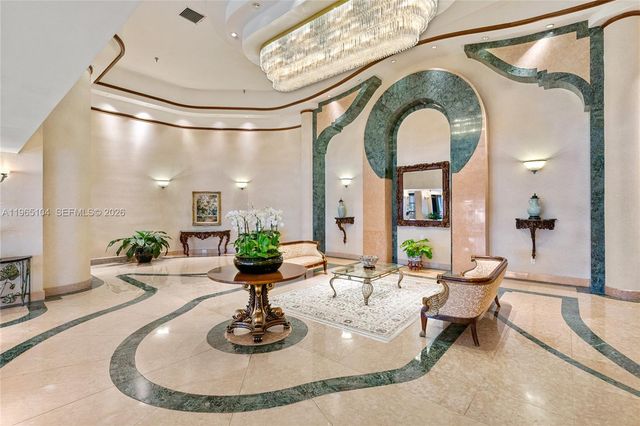 5757 Collins Ave 1006, Miami Beach, FL 33140