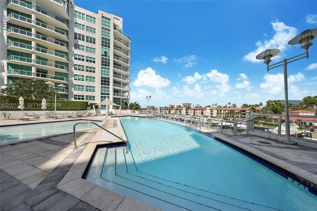 3131 NE 188th Street 1808, Aventura, FL 33180