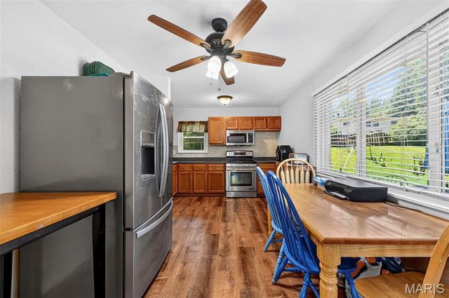 2480 Furlong Lane, Florissant, MO 63033