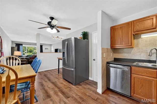 2480 Furlong Lane, Florissant, MO 63033