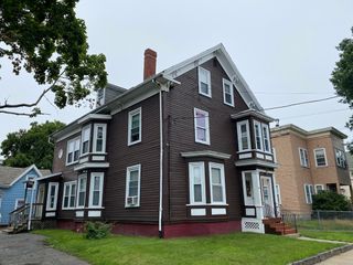 48 Whiting 1, Lynn, MA 01902