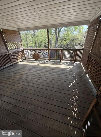 8768 CIMARRON CIR, Parkville, MD 21234
