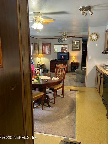 101 HUMMINGBIRD Trail, Crescent City, FL 32112