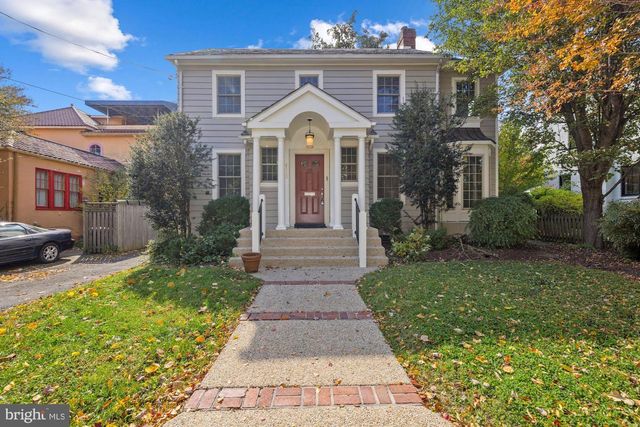 8020 PARK LN, Bethesda, MD 20814