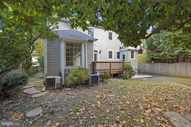 8020 PARK LN, Bethesda, MD 20814