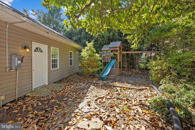 8020 PARK LN, Bethesda, MD 20814