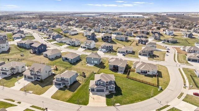 25247 W 147th Court, Olathe, KS 66061