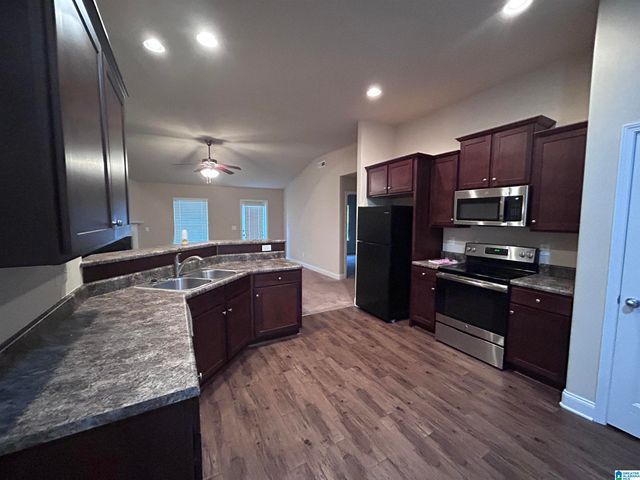 338 IVY HILLS CIRCLE, Calera, AL 35040