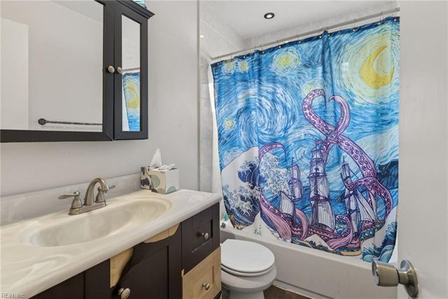 101 Garrett DR, Hampton, VA 23669