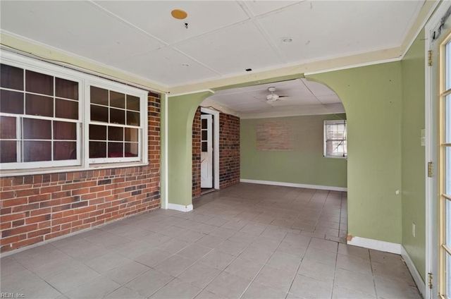 101 Garrett DR, Hampton, VA 23669