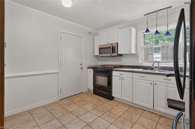 101 Garrett DR, Hampton, VA 23669