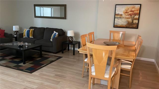 121 SE 3rd Ave 201, Dania Beach, FL 33004