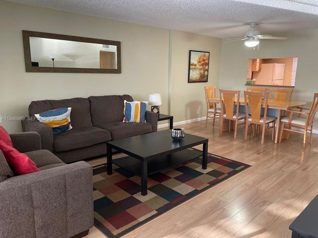 121 SE 3rd Ave 201, Dania Beach, FL 33004