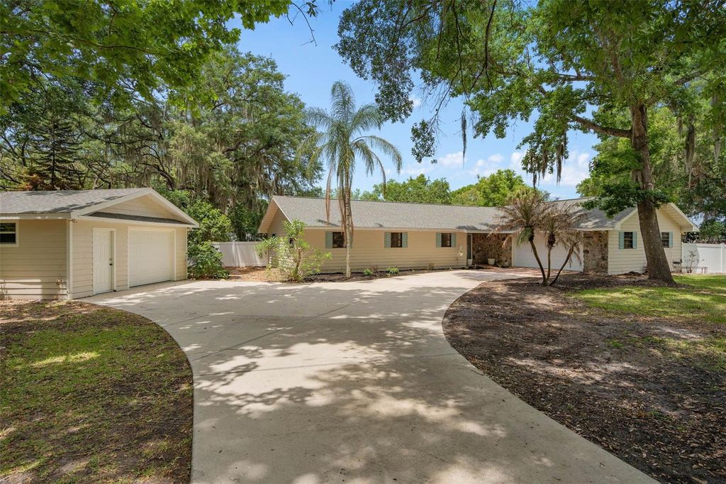 18425 STATE ROAD 44, Eustis, FL 32736