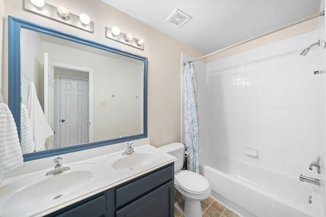 3318 Forest Willow Lane, Houston, TX 77068