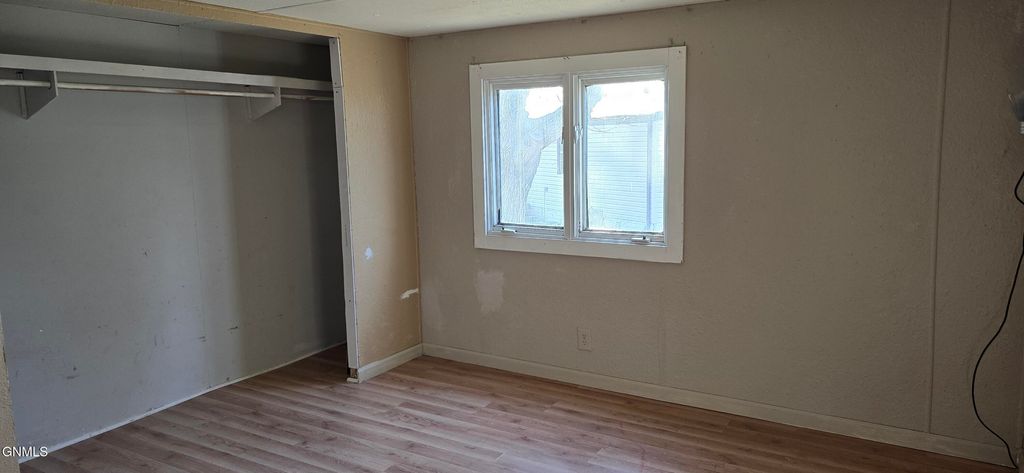 230 Northland Estates, Jamestown, ND 58401 photo 3