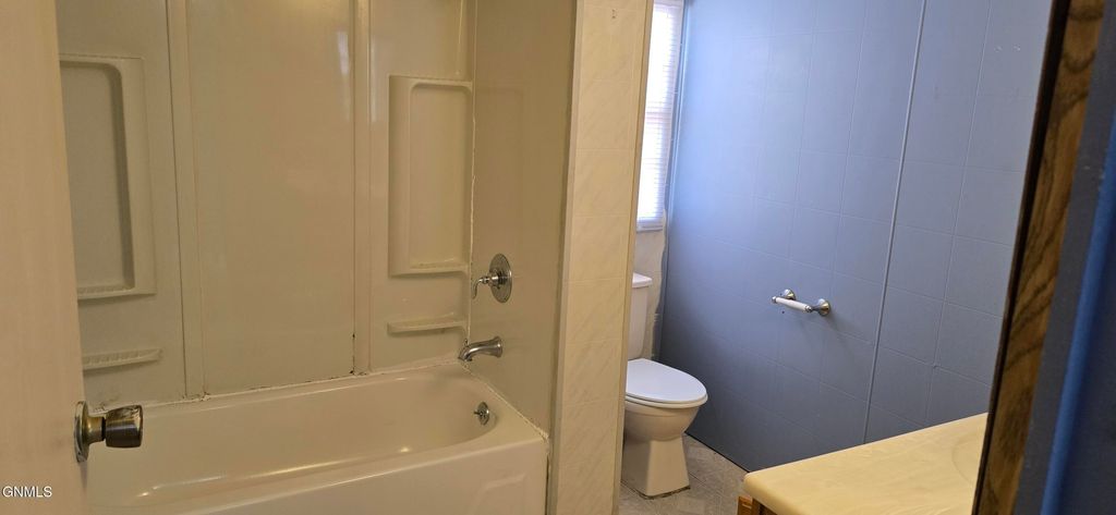 230 Northland Estates, Jamestown, ND 58401 photo 4