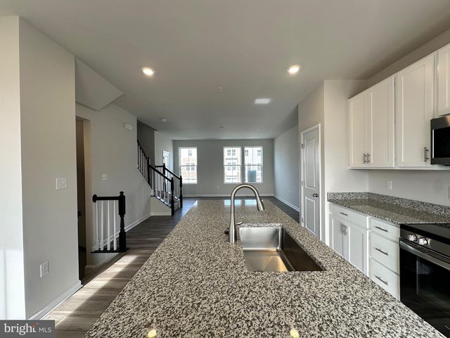 10994 BARNARD PL, White Plains, MD 20695