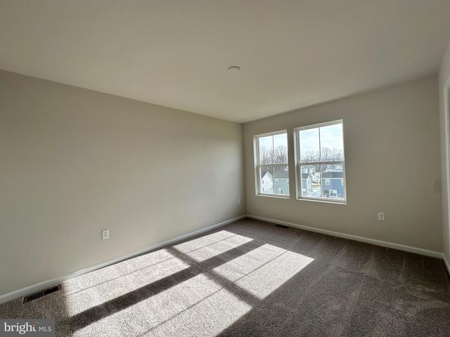 10994 BARNARD PL, White Plains, MD 20695