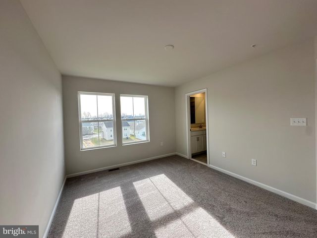 10994 BARNARD PL, White Plains, MD 20695