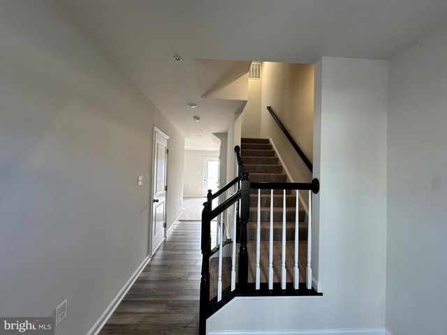 10994 BARNARD PL, White Plains, MD 20695