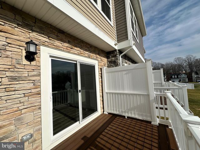 10994 BARNARD PL, White Plains, MD 20695