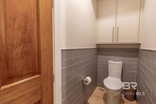 314 De La Mare Avenue 2, Fairhope, AL 36532