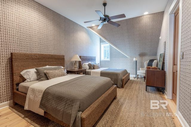 314 De La Mare Avenue 2, Fairhope, AL 36532