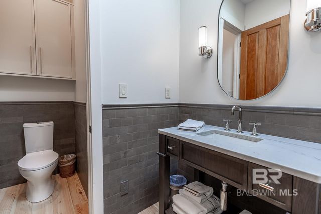 314 De La Mare Avenue 2, Fairhope, AL 36532