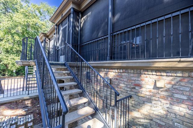 314 De La Mare Avenue 2, Fairhope, AL 36532