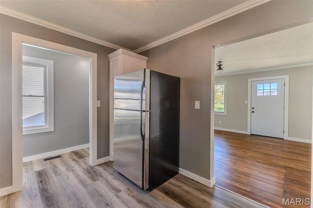 406 Perry St, Lebanon, MO 65536