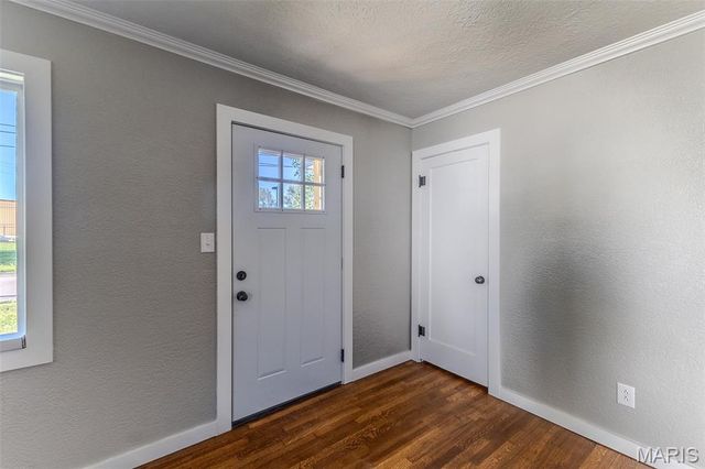 406 Perry St, Lebanon, MO 65536