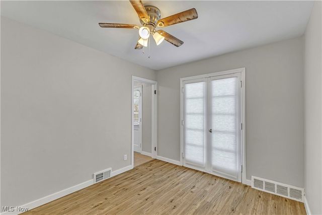 595 Oakmoor Road, Bay Village, OH 44140