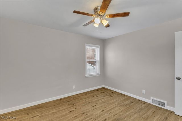 595 Oakmoor Road, Bay Village, OH 44140