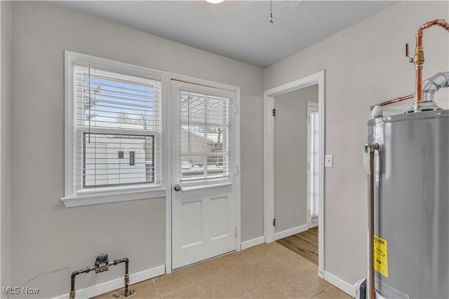 595 Oakmoor Road, Bay Village, OH 44140