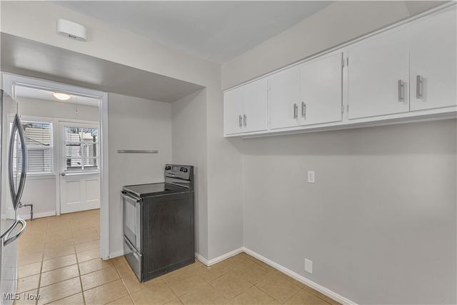 595 Oakmoor Road, Bay Village, OH 44140