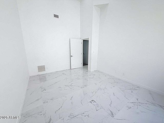 25150 N WINDY WALK Drive 14, Scottsdale, AZ 85255