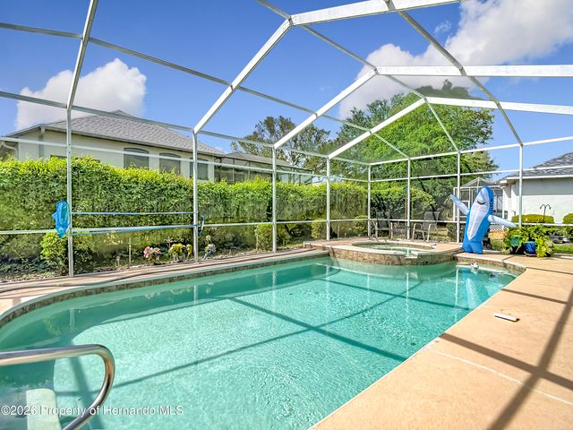 8410 Maybelle Drive, Weeki Wachee, FL 34613