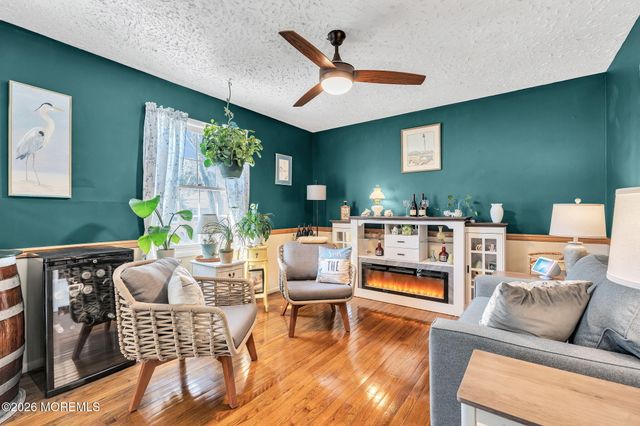 447 Birch Bark Drive, Brick, NJ 08723