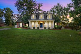 1940 Honeytree Trail, Haughton, LA 71037
