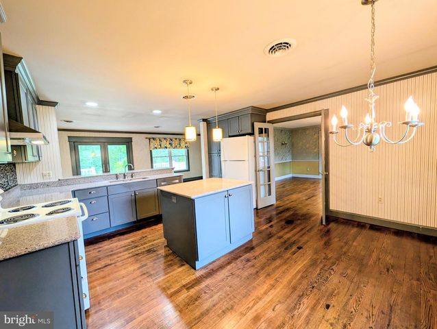 250 MARION DR, Seaford, DE 19973