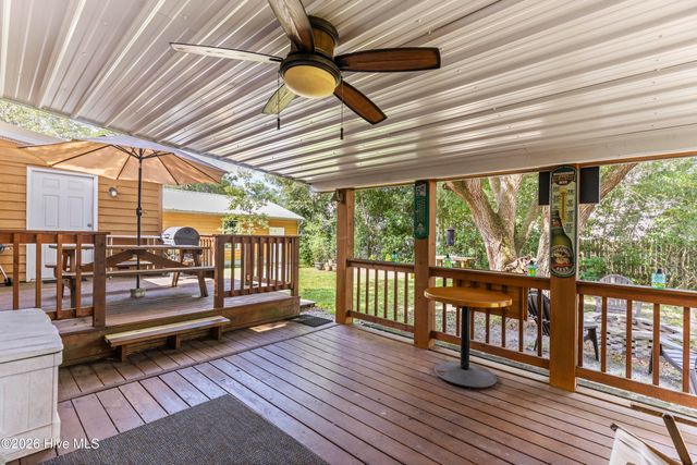 105 NW 7th Street, Oak Island, NC 28465