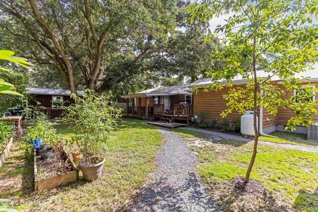105 NW 7th Street, Oak Island, NC 28465