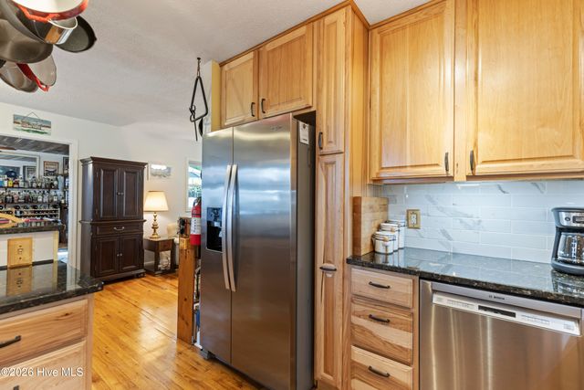 105 NW 7th Street, Oak Island, NC 28465